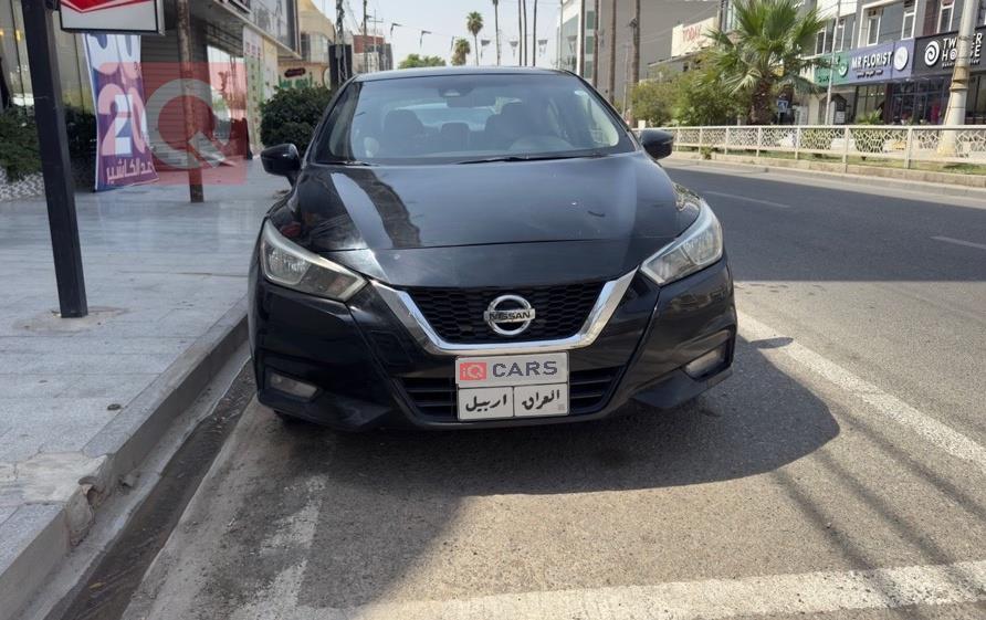 نيسان فيرسا